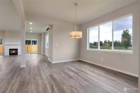 1065 Boyle St, Enumclaw, WA 98022 photo 7