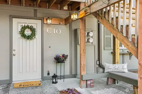 220 Israel Rd SW #C10, Tumwater, WA 98501
