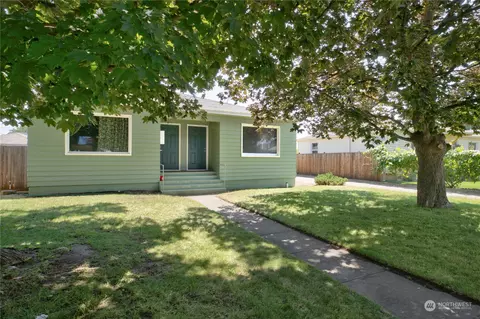 1309 S 7th Ave, Yakima, WA 98902