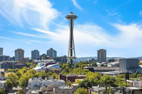 1011 5th Ave N #402, Seattle, WA 98109
