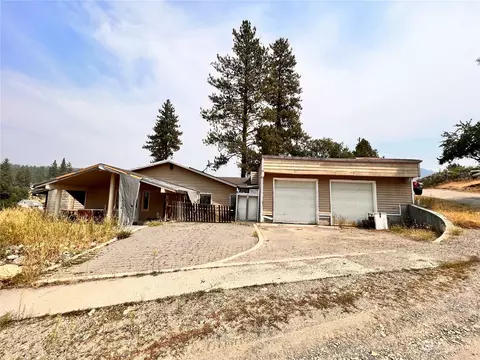 720 S Jefferson St, Republic, WA 99166