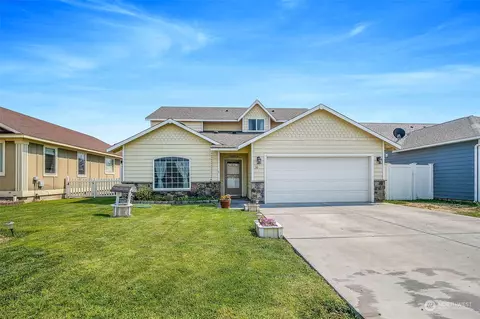 1300 W Marina Dr #30, Moses Lake, WA 98837