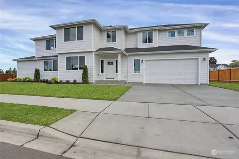 1091 Boyle St, Enumclaw, WA 98022