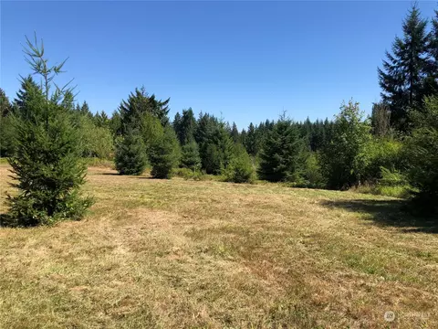 2 Halliday Rd, Centralia, WA 98531