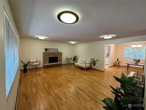 612 100th Pl SE, Everett, WA 98208 photo 4