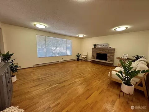 612 100th Pl SE, Everett, WA 98208 photo 3