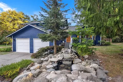 15726 48th Ave W, Edmonds, WA 98026