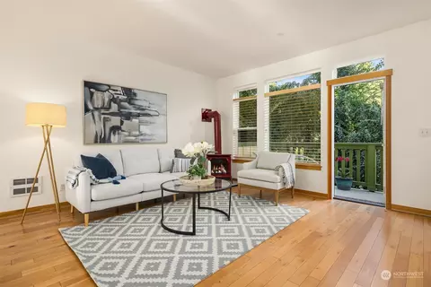 731 Madison Ave N #29, Bainbridge Island, WA 98110