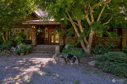 22 Hay Rd, Aberdeen, WA 98520