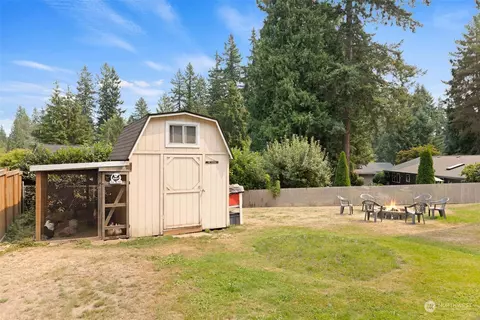 215 143 St SE, Everett, WA 98208 photo 34