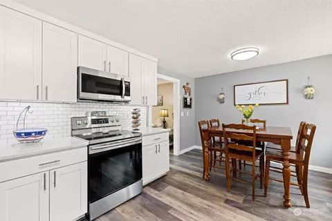 215 143 St SE, Everett, WA 98208 photo 10