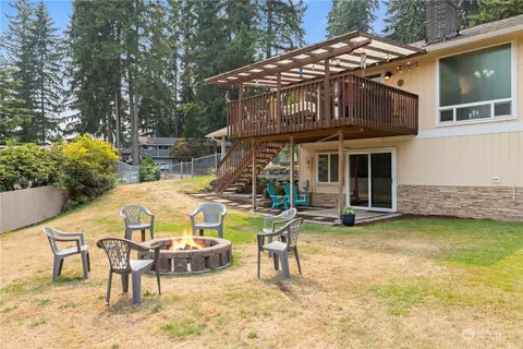 215 143 St SE, Everett, WA 98208 photo 33