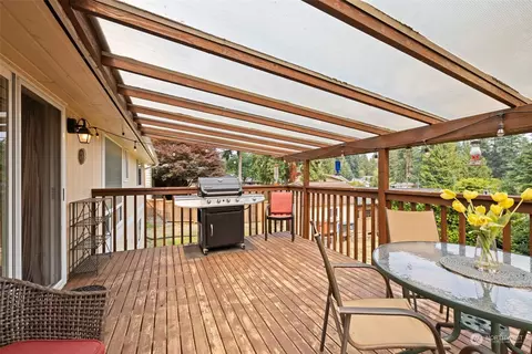 215 143 St SE, Everett, WA 98208 photo 22