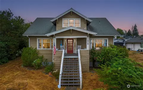7608 E Casino Rd, Everett, WA 98203
