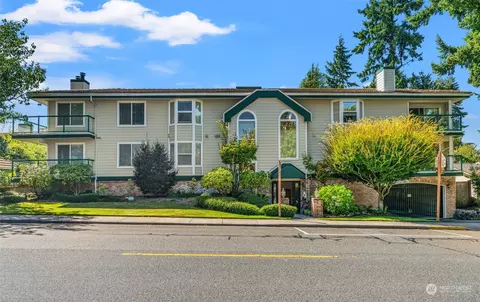 609 7th Ave N #B303, Edmonds, WA 98020