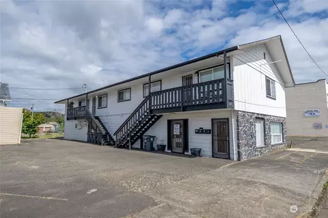 407 Simpson Ave, Hoquiam, WA 98550