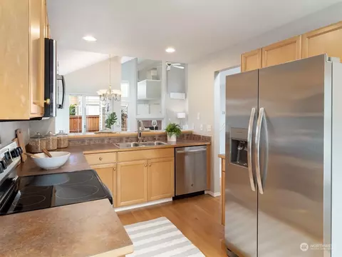 2425 195th Pl SE #A, Bothell, WA 98012 photo 10