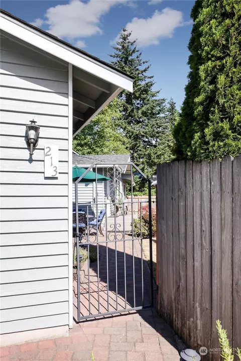 213 93rd St SE, Everett, WA 98208 photo 16