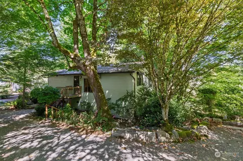 38218 SE 92nd St, Snoqualmie, WA 98065