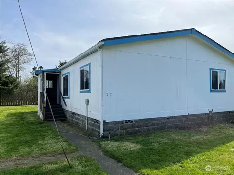 317 E Pacific Ave, Westport, WA 98595