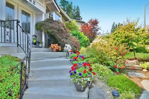 5622 173rd Pl SW, Lynnwood, WA 98037