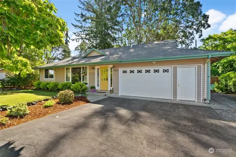 7802 Jade Dr SW, Lakewood, WA 98498