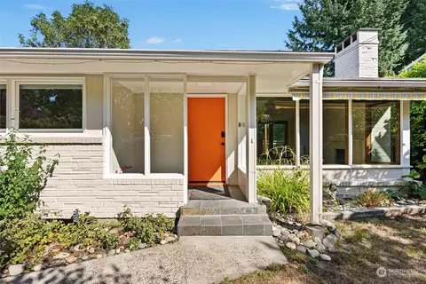 9538 44th Ave NE, Seattle, WA 98115