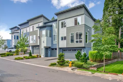 16201 Meadow Rd #C3, Lynnwood, WA 98087