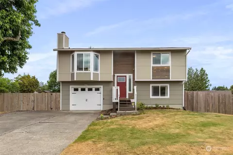 5339 Stonegate Ave NE, Tacoma, WA 98422