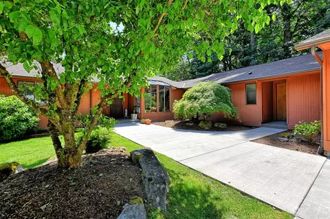 1004 218th Pl SE, Bothell, WA 98021 photo 4