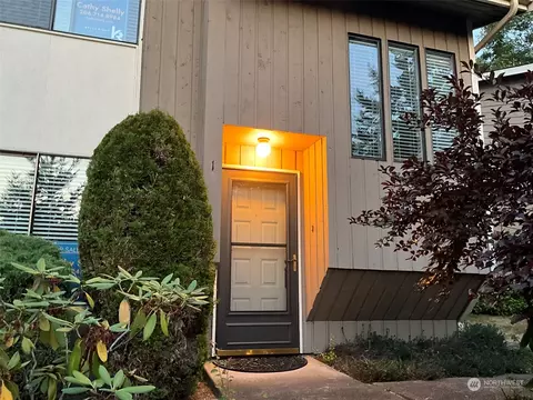 1800 Grant Ave #H1, Renton, WA 98055