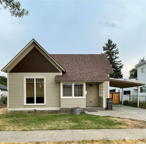 615 Maxwell St, Davenport, WA 99122