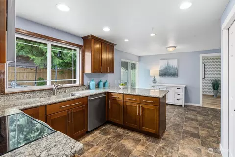 13529 51st Dr SE, Everett, WA 98208 photo 9