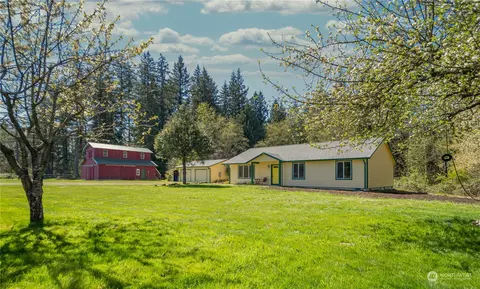 731 N Military Rd, Winlock, WA 98596