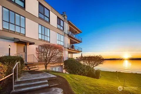 6333 Lake Washington Blvd NE #405, Kirkland, WA 98033