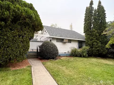1312 Chestnut St, Milton Freewater, OR 97862