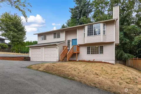 13052 35th Ave NE, Seattle, WA 98125