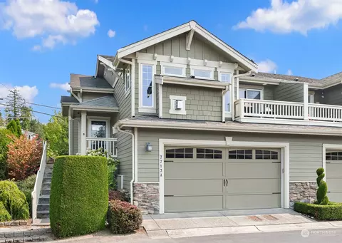 7713 Island View Ct #A, Mukilteo, WA 98275