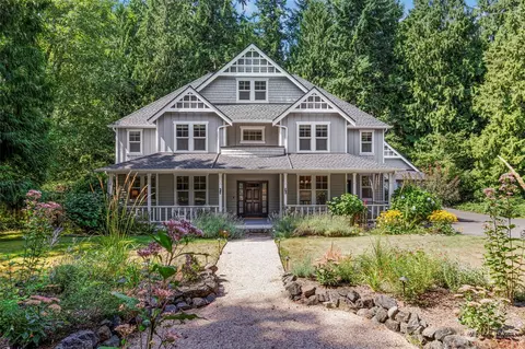 6457 Haley Loop Rd NE, Bainbridge Island, WA 98110