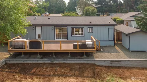 25709 78th Ct SW, Vashon, WA 98070
