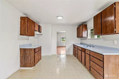 3203 Pine St, Longview, WA 98632 photo 10
