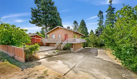 8103 Comox Loop, Blaine, WA 98230