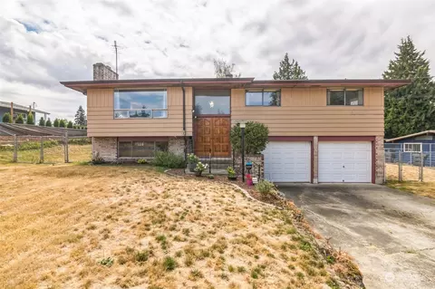 3923 S 236th St, Kent, WA 98032