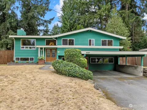 12565 SE 53rd St, Bellevue, WA 98006