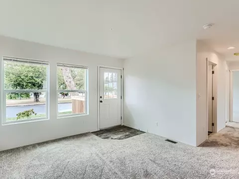 600 3rd St, Sultan, WA 98294 photo 3