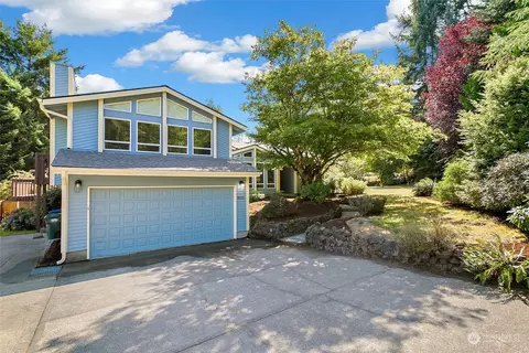 1332 Glacier Ct SE, Olympia, WA 98503