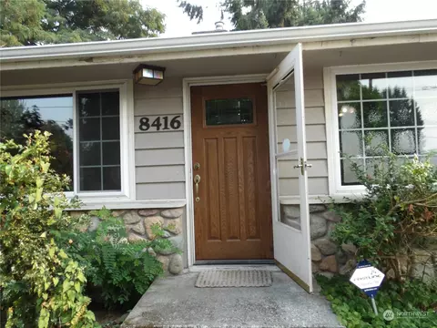 8416 228th St SW, Edmonds, WA 98026