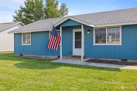 1118 E St Helens Dr, Moses Lake, WA 98837