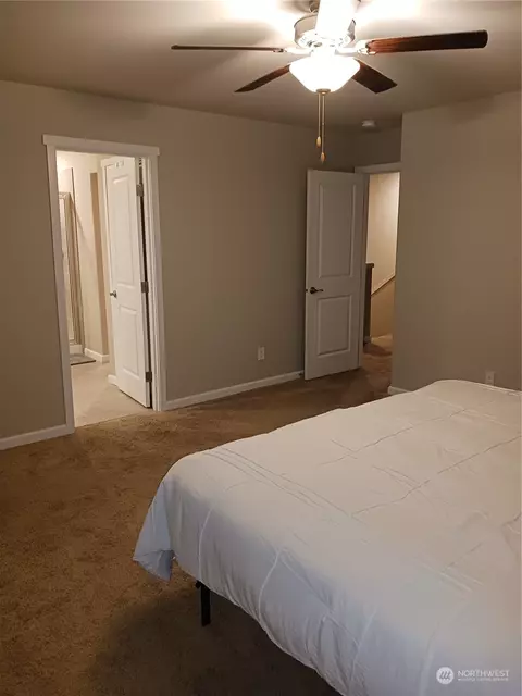 545 Becky Ave E, Enumclaw, WA 98022 photo 12