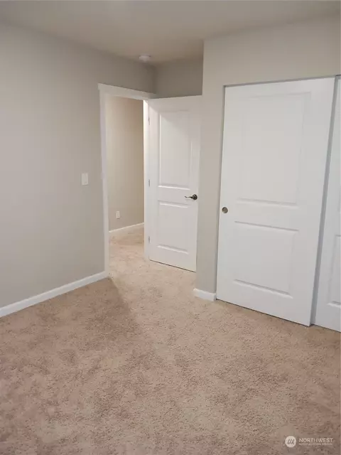 545 Becky Ave E, Enumclaw, WA 98022 photo 17